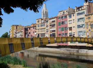 Картинка жирона города -+другое дом мост