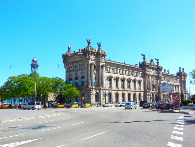 Обои картинки фото барселона, города, барселона , испания, здание, дорога
