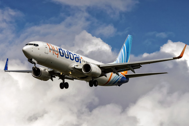 Обои картинки фото boeing 737, авиация, пассажирские самолёты, авиалайнер