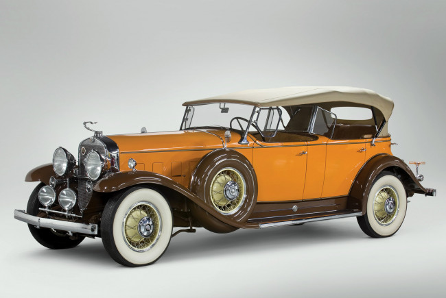 Обои картинки фото cadillac v12 370 a all weather phaeton by fleetwood 1932, автомобили, классика, 370, phaeton, v12, 1932, fleetwood, cadillac, a, all, weather