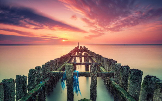 Обои картинки фото природа, восходы, закаты, развалины, море, облака, закат, небо
