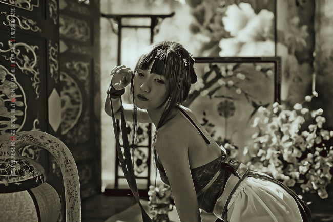 Обои картинки фото календари, компьютерный дизайн, комната, азиатка, цветы, девушка, женщина, модель, calendar, 2020