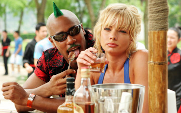 Картинка dead+or+alive кино+фильмы -unknown+ другое jaime pressly бар люди