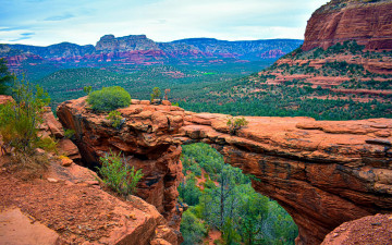 Картинка devil`s+bridge sedona arizona природа горы devil's bridge