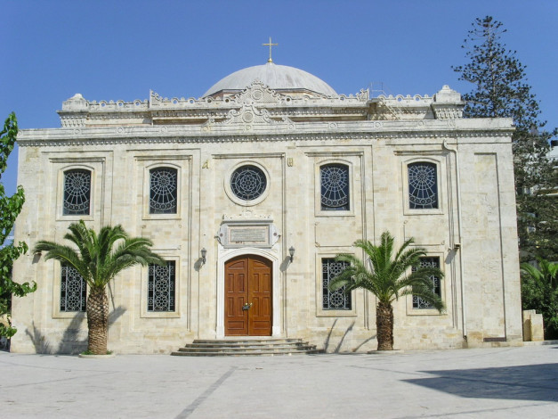 Обои картинки фото crete, heraklion, города, здания, дома