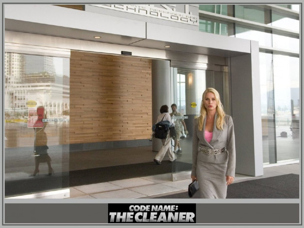 Обои картинки фото кино, фильмы, code, name, the, cleaner