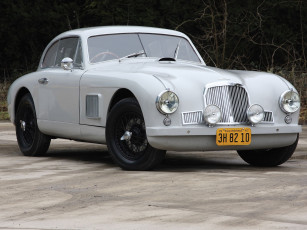 Картинка автомобили aston martin