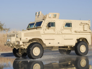 Картинка техника военная бронеавтомобиль колесная бронетехника