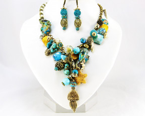 Картинка разное украшения +аксессуары +веера ожерелье фон бижутерия украшение