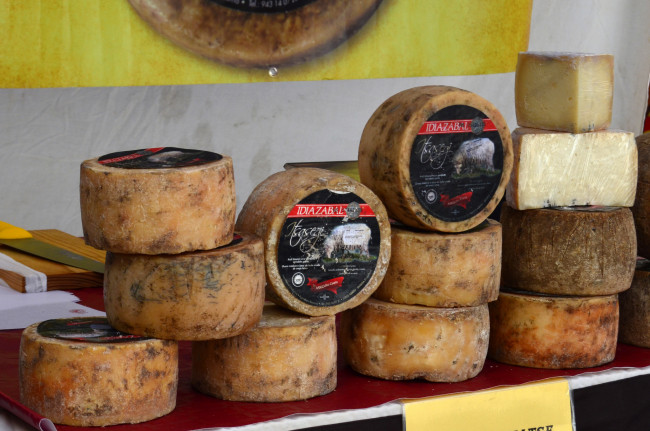 Обои картинки фото idiazabal, еда, сырные изделия, сыр