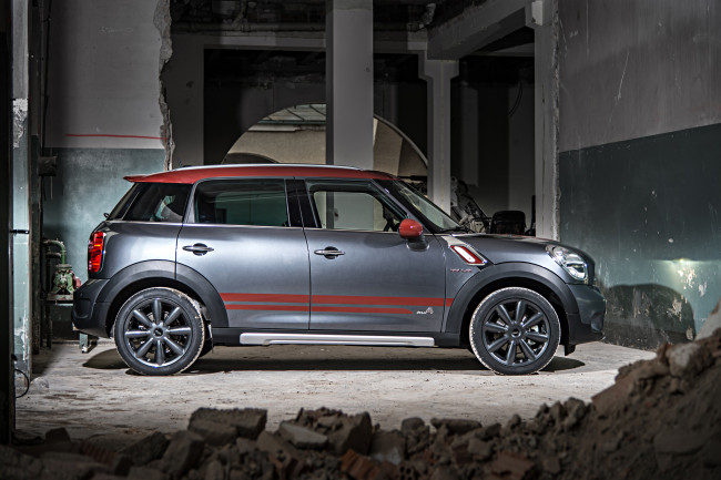 Обои картинки фото автомобили, mini, countryman, cooper, 2015г, r60, lane, park