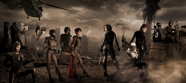 Обои картинки фото разное, cosplay , косплей, девушки, фон, взгляд, униформа, оружие