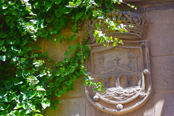 Картинка барселона разное элементы+архитектуры герб