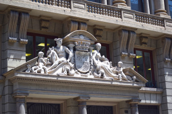 Картинка барселона разное элементы+архитектуры люди