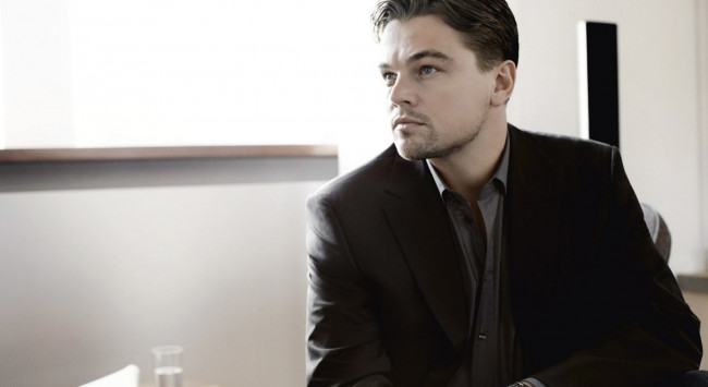 Обои картинки фото мужчины, leonardo dicaprio, пиджак, актер, леонардо, дикаприо, щетина