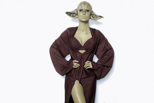 Обои картинки фото разное, cosplay , косплей, халат, йода, звездные, войны, маска, sara, jean, underwood