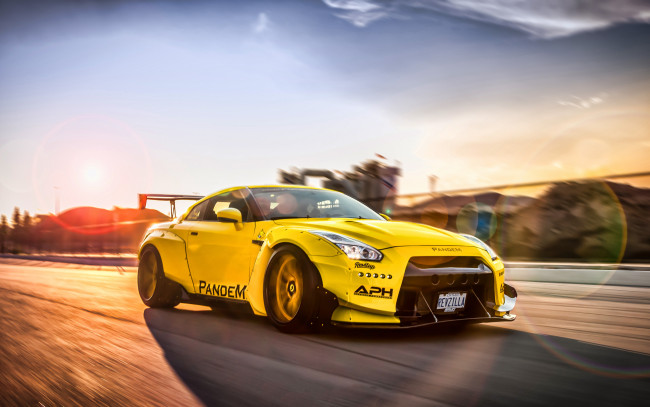 Обои картинки фото 2019 pandem nissan gt-r,  rocket bunny, автомобили, nissan, datsun, 2019, года, желтый, суперкары, японские, rocket, bunny, тюнинг