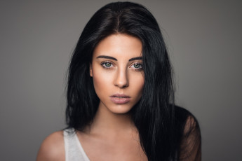 Картинка юлия+карина+ julia+carina девушки юлия карина julia carina лицо портрет девушка модель брюнетка красотка взгляд макияж