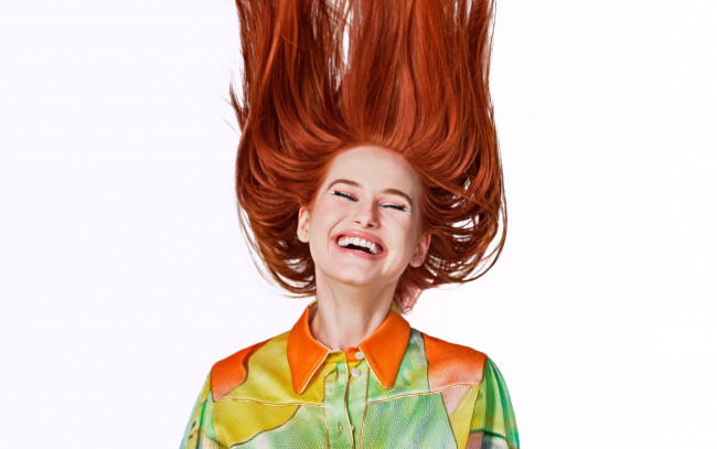 Обои картинки фото девушки, madelaine petsch, рыжая, рубашка