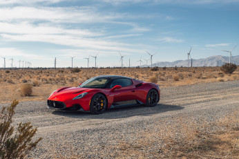 Картинка 2022+maserati+mc20+coupe автомобили maserati mc20 coupe пустыня ветряки красный спорткар