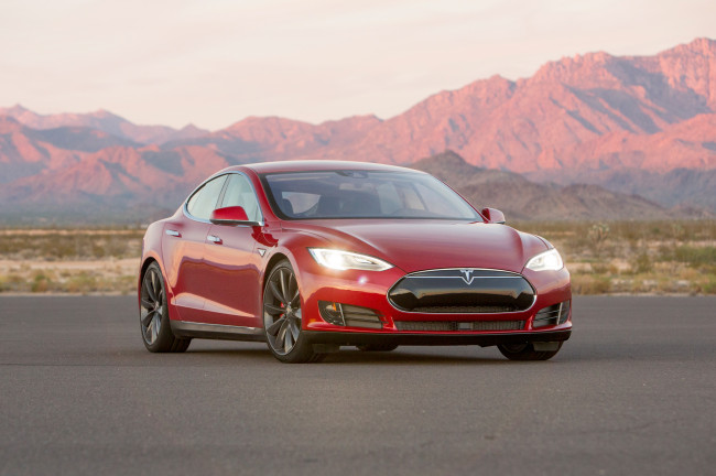 Обои картинки фото tesla s p90d model 2015, автомобили, tesla, красный, горы