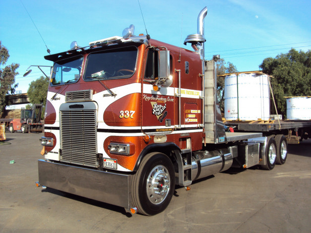 Обои картинки фото автомобили, freightliner