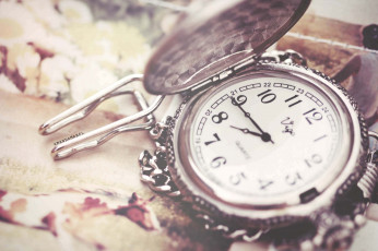 Картинка разное Часы часовые механизмы винтаж циферблат