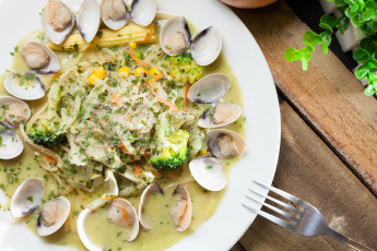 Картинка еда рыбные+блюда +с+морепродуктами морепродукты суп первое блюдо