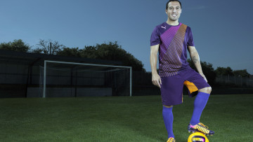 обоя santi cazorla, спорт, футбол, мяч, игрок, взгляд