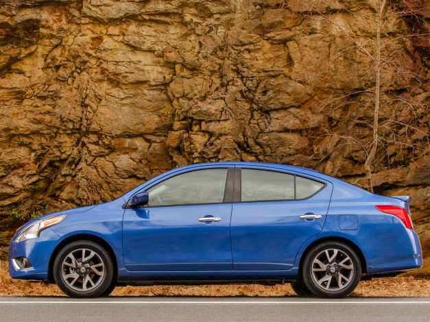 Обои картинки фото автомобили, nissan, datsun, versa, синий, b17, 2015г, sedan