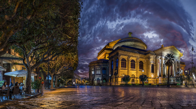 Обои картинки фото города, - улицы,  площади,  набережные, италия, teatro, massimo, palermo, дворец, театр, массимо, улица, дома, мостовая, ночь, огни