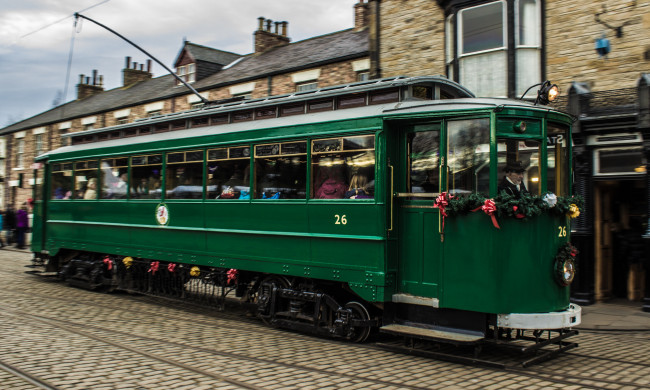 Обои картинки фото техника, трамваи, трамвай, город, рельсы