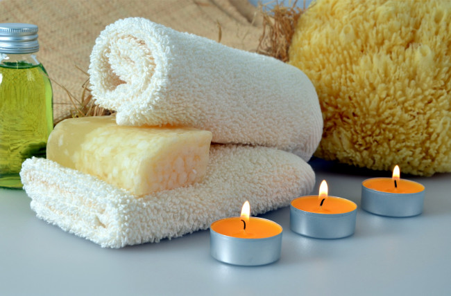 Обои картинки фото разное, косметические средства,  духи, масло, мыло, свечи
