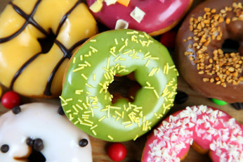 Картинка еда хлеб +выпечка пончики