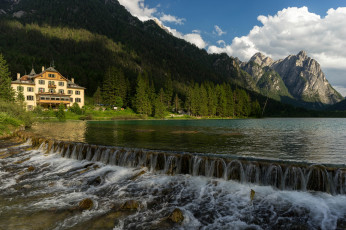 Картинка города -+пейзажи лес озеро