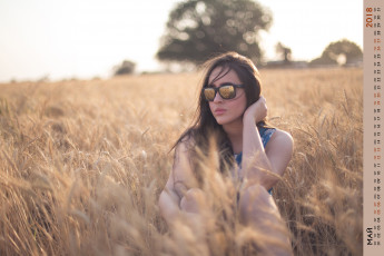 Картинка календари девушки очки растения