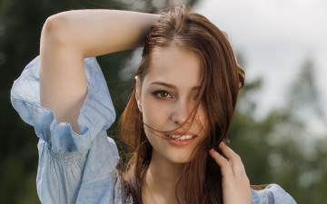 Картинка +  девушки     рыжеволосая девушка модель красотка поза стройная сексуальная взгляд фигура флирт макияж