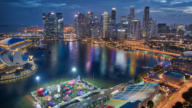 Обои картинки фото города, сингапур , сингапур, фотография, городской, вид, небоскреб, ночь, огни, вода, здание, trey, ratcliff