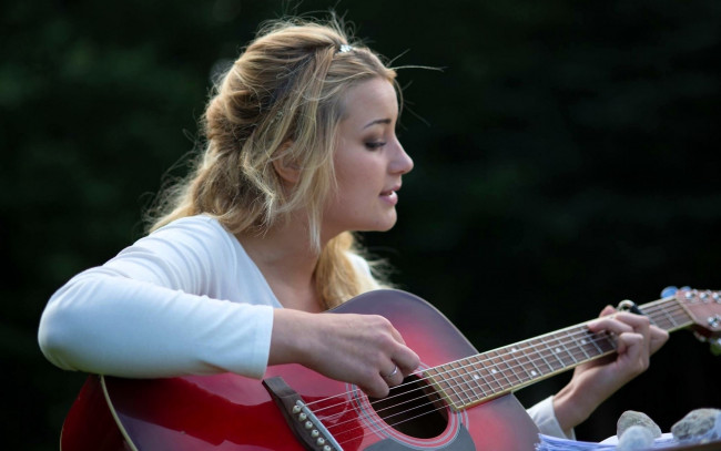 Обои картинки фото музыка, -другое, блондинка, гитара