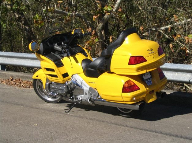 Обои картинки фото мотоциклы, honda