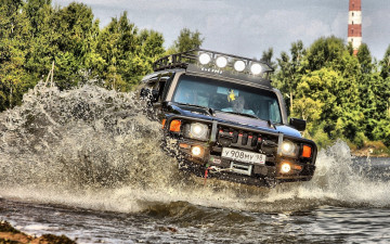 Картинка автомобили hummer брод