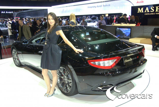 Обои картинки фото автомобили, авто, девушками