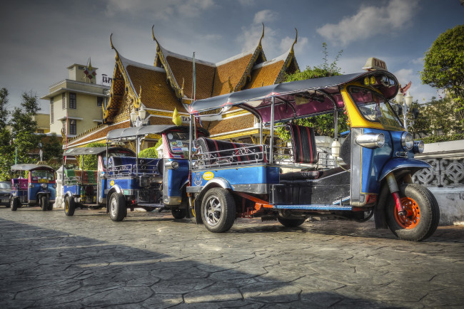 Обои картинки фото мотоциклы, трёхколёсные мотоциклы, моторикшы