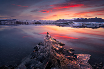 Картинка природа айсберги+и+ледники небо горы озеро лед рассвет