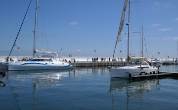 Картинка корабли Яхты польша сопот катамаран яхта пирс гавань