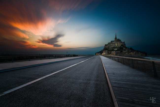 Обои картинки фото города, - дворцы,  замки,  крепости, закат, небо, пейзаж, замок, дорога