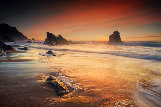 Обои картинки фото природа, побережье, волны, песок, скалы, пляж, океан, пейзаж