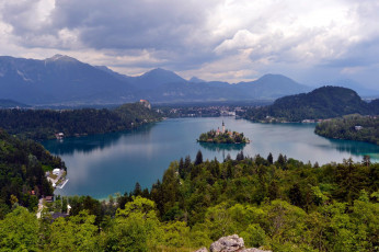 Картинка города блед+ словения церковь остров озеро