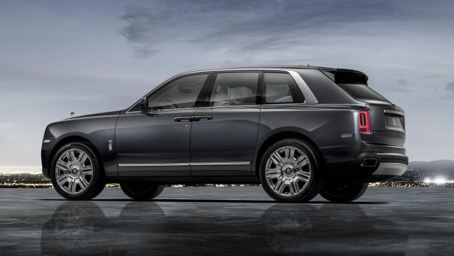 Обои картинки фото rolls-royce cullinan 2019, автомобили, rolls-royce, металлик, серый, 2019, cullinan