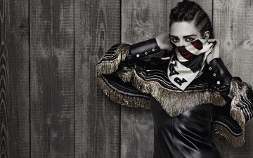 Картинка девушки kristen+stewart актриса доски платок бахрома